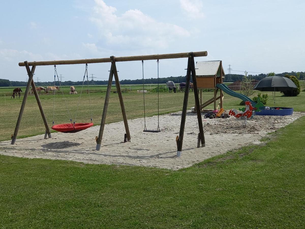 Comfort Safaritent 6 Pers En Mini Camping Zwiggelte Buitenkant foto